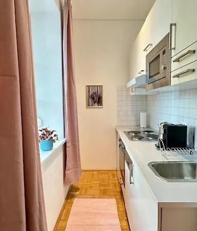 Wohlfuehloase Im Zentrum * Клагенфурте
