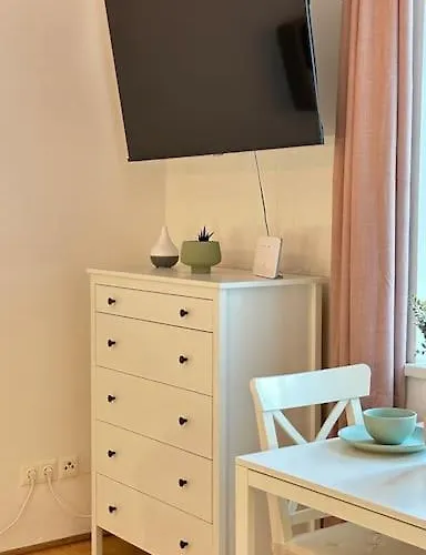 Takara 01 Im Zentrum קלגנפורט