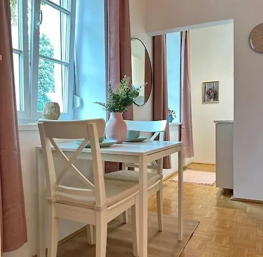 Takara 01 Im Zentrum דירה *