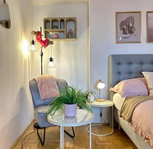 Takara 01 Im Zentrum דירה *